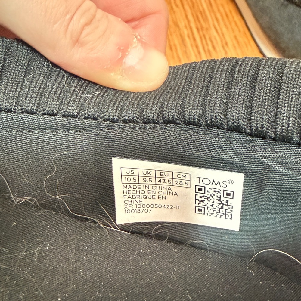 TOMS Classic Black Canvas Slip-Ons - Picture 3 of 14